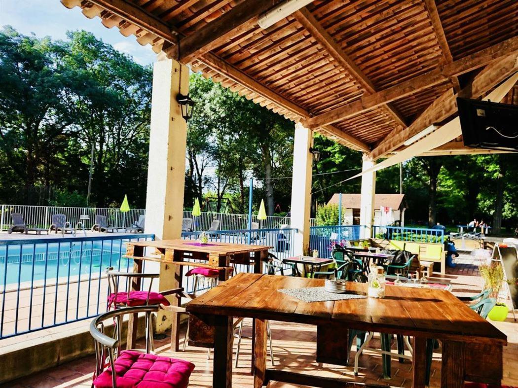 Oh! Campings- Le Lion Ardeche Hotel Bourg-Saint-Andéol Buitenkant foto